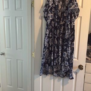 Torrid Women's Kimono Size 1/2 Dolman Lightweight swimsuit coverup